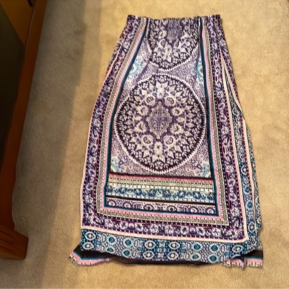 ❤️ 🆕 EXPRESS Pattern maxi skirt size XS - Picture 3 of 8